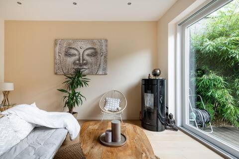 Ferienwohnung Studio Chic Avec Salon Et Terrasse Privee Tourcoing Exterior foto