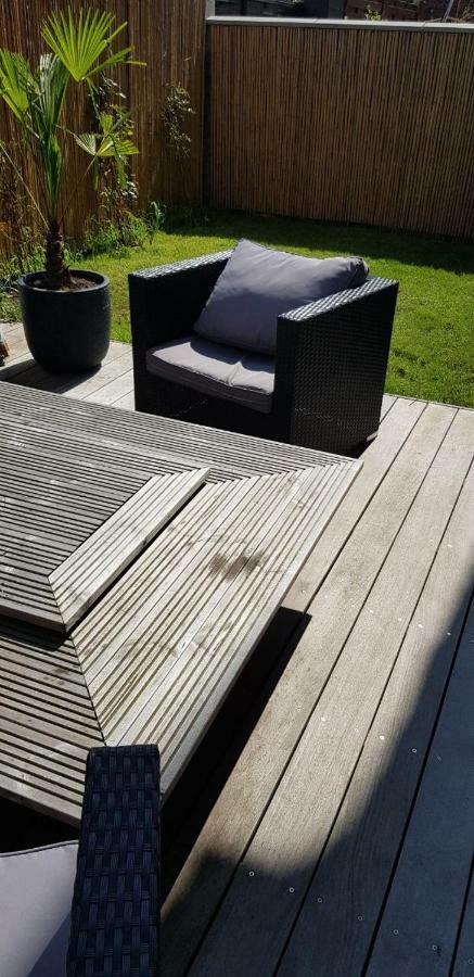 Ferienwohnung Studio Chic Avec Salon Et Terrasse Privee Tourcoing Exterior foto